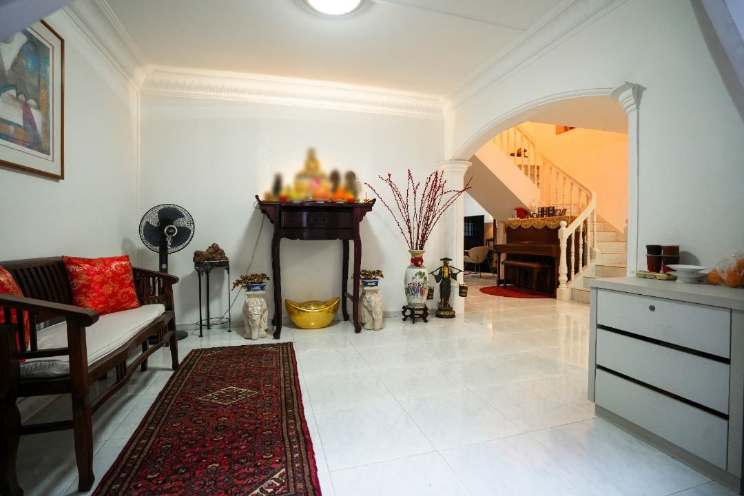(Category: ) located in . Submitted by newbestvalue (Listing ID 1360637352, Image 1). Description: .