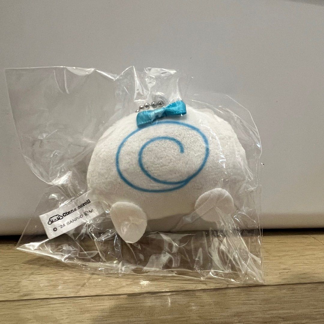 Cinnamoroll Bottom Charm Gashapon (Category: Character Goods) located in Paranaque City. Submitted by songel.co (Listing ID 1360566216, Image 1). Description: Cinnamoroll Bottom Charm Gashapon Bought in Japan.