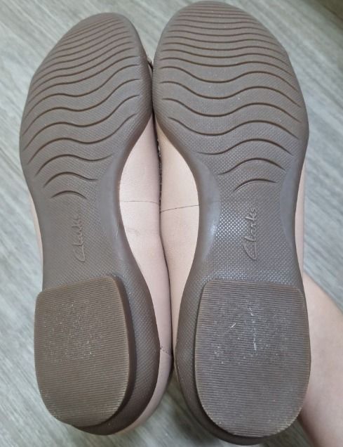 clarks sara bay ballet flat (Category: Flats & Sandals) located in Quezon City. Submitted by nylem (Listing ID 1360663019, Image 2). Description: brand new but box no longer available comes with free 2 ikea mug with lid and straw price is negotiable can arrange pickup/delivery.