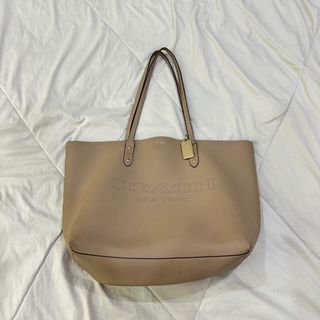 (Category: ) located in . Submitted by preloved_4manda (Listing ID 1360632044, Image 1). Description: .