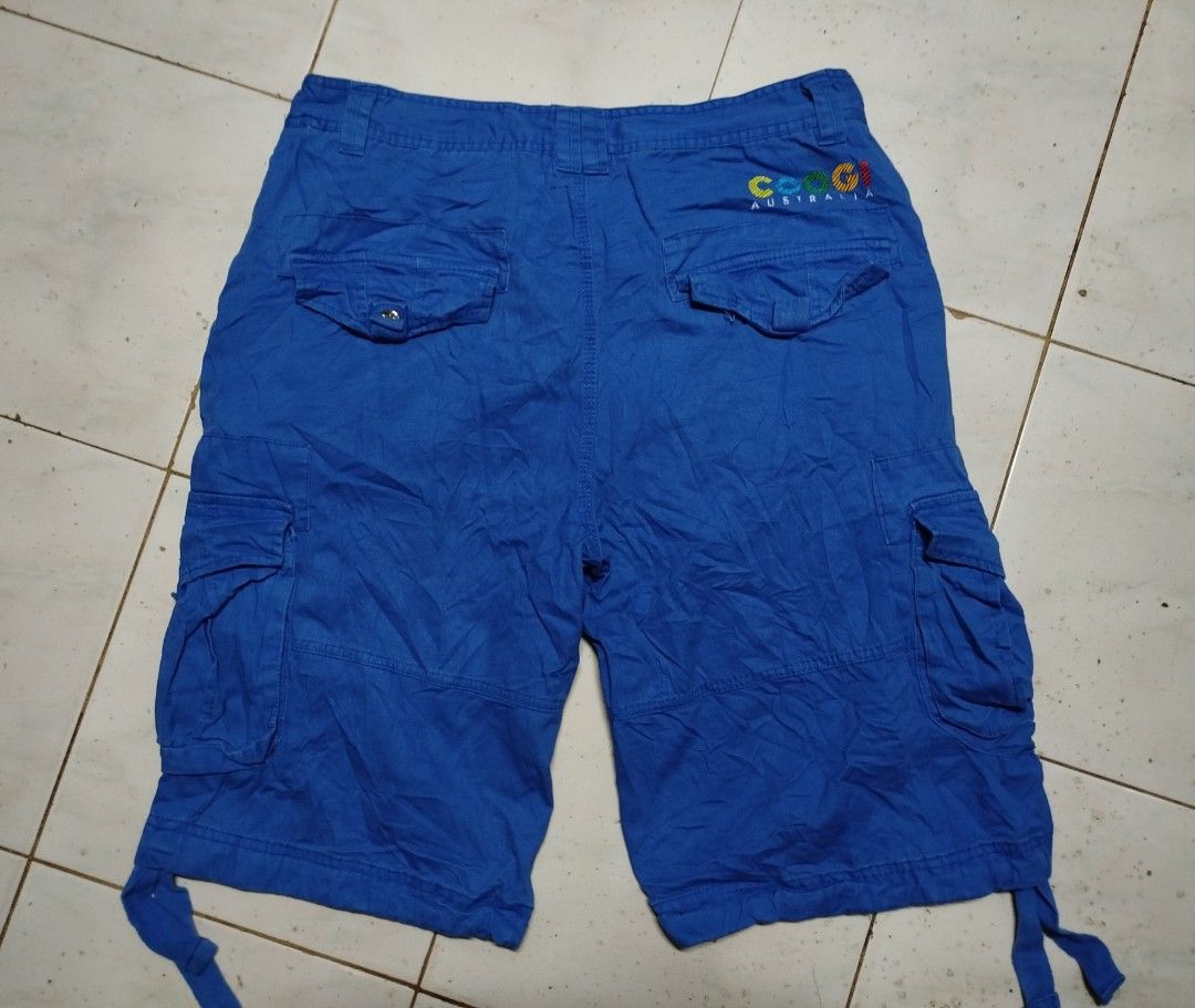 Coogi Cargo Shorts (Category: Shorts) located in San Juan City. Submitted by reddvelasquez4298 (Listing ID 1360712289, Image 2). Description: Coogi Cargo Shorts 36 Waistline 24.5 Length Very Good Condition 800 pesos PM.