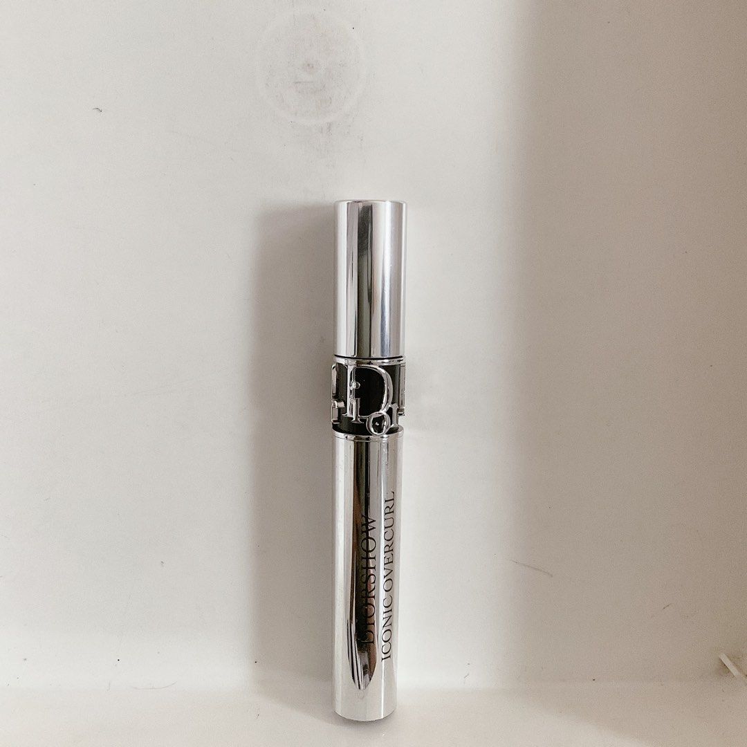 DIOR DIORSNOW ICONIC OVERCURL MASCARA (Category: Makeup) located in Manila. Submitted by lessentiel.ph (Listing ID 1360635117, Image 1). Description: .