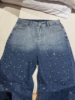 (Kategori: ) berada di . Dikirim oleh rossepreloved (ID iklan 1360678478, Gambar 1). Deskripsi: .