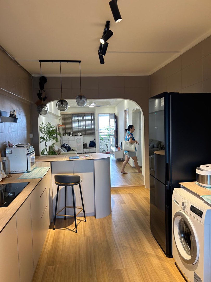 (Category: ) located in . Submitted by sglivinghubcarpentry (Listing ID 1360622287, Image 1). Description: .