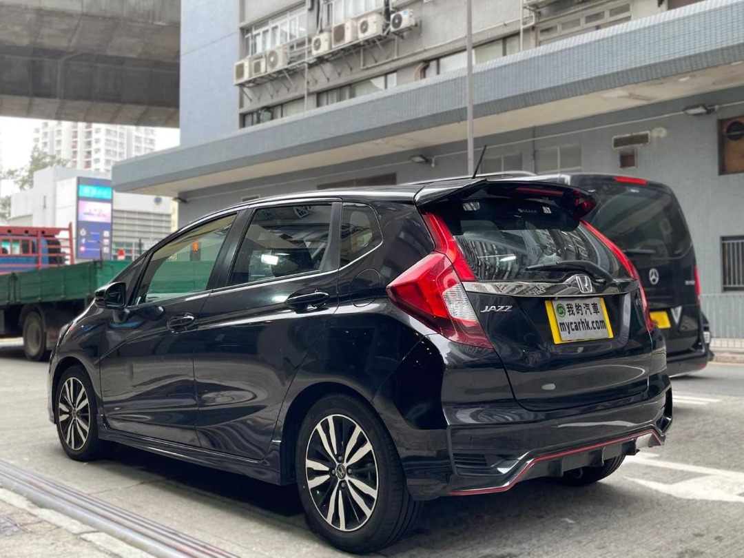 Honda  JAZZ RS Auto62863174230913113