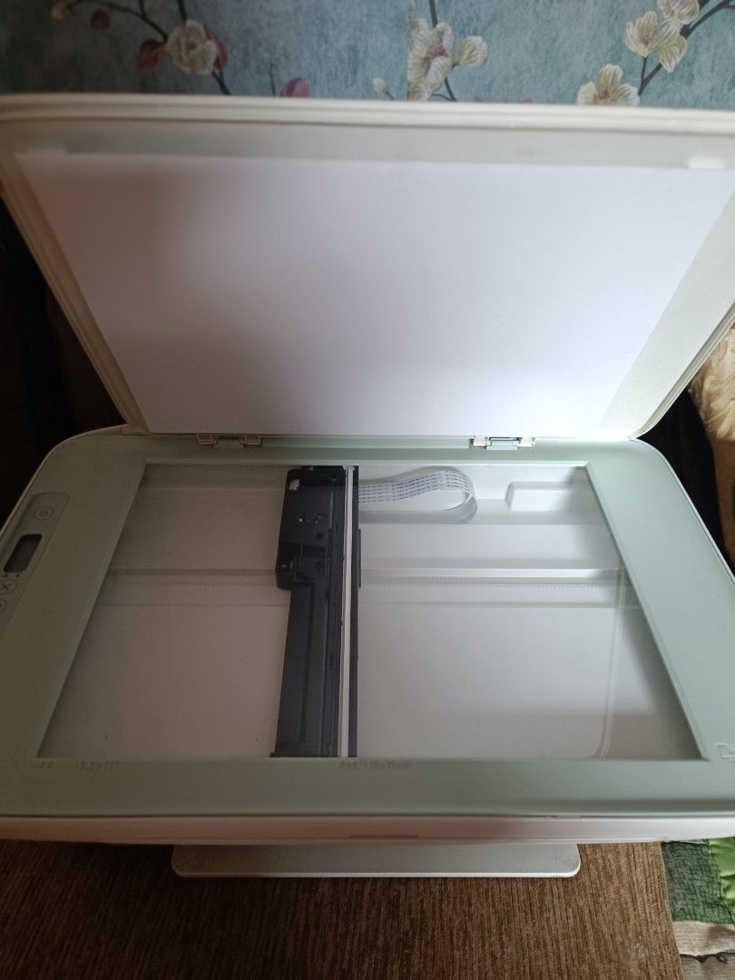 HP DeskJet 2777 Printer (Category: Printers, Scanners & Copiers) located in Quezon City. Submitted by janricaf (Listing ID 1360608245, Image 2). Description: FOR SALE: HP DeskJet Printer 2777 WORKING!!! Only needs ink cartridge replacement (Both Colored and Black 682) Can use manually and online (Wifi connected and App controlled) Functions: Print, copy, scan Print Speed: Up to 7.5 ppm (black), up to 5.5 ppm (color) Print Resolution: Up to 1200 x