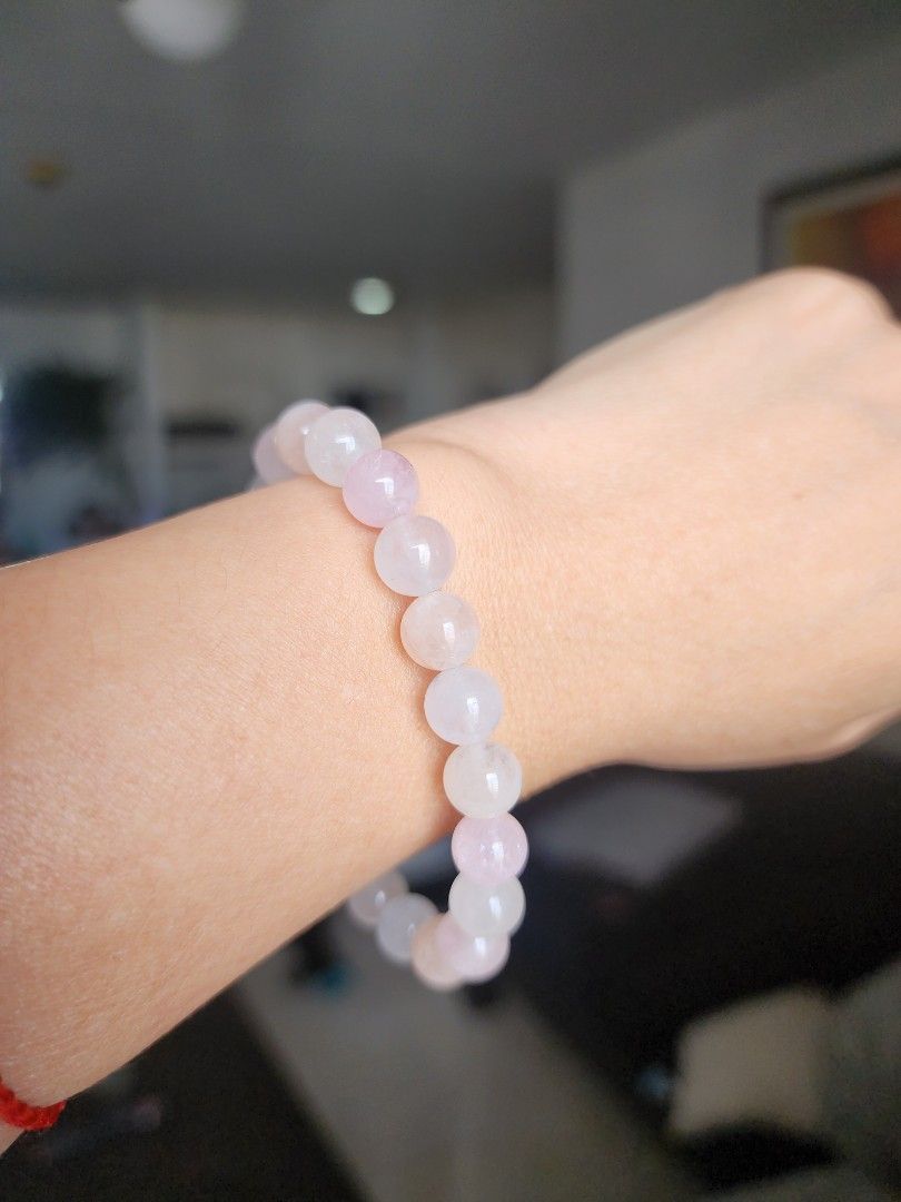 Ice cream Morganite bracelet (Category: Jewelry) located in Manila. Submitted by cavalierdolls (Listing ID 1360622120, Image 1). Description: Ice cream Morganite pastel color beads 8mm wrist 17cm..