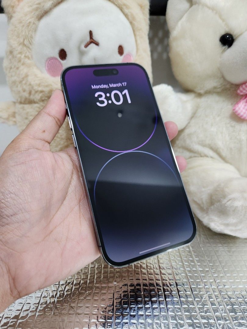 IPHONE 14 PRO 128GB 94% no swap (Category: iPhone 14 Series) located in Mandaluyong City. Submitted by cellspaceph (Listing ID 1360592283, Image 2). Description: IPHONE 14 PRO 128GB factory unlocked 94% battery health All working Any sim No issue Php31,000 ‼️ unit only pass swap.