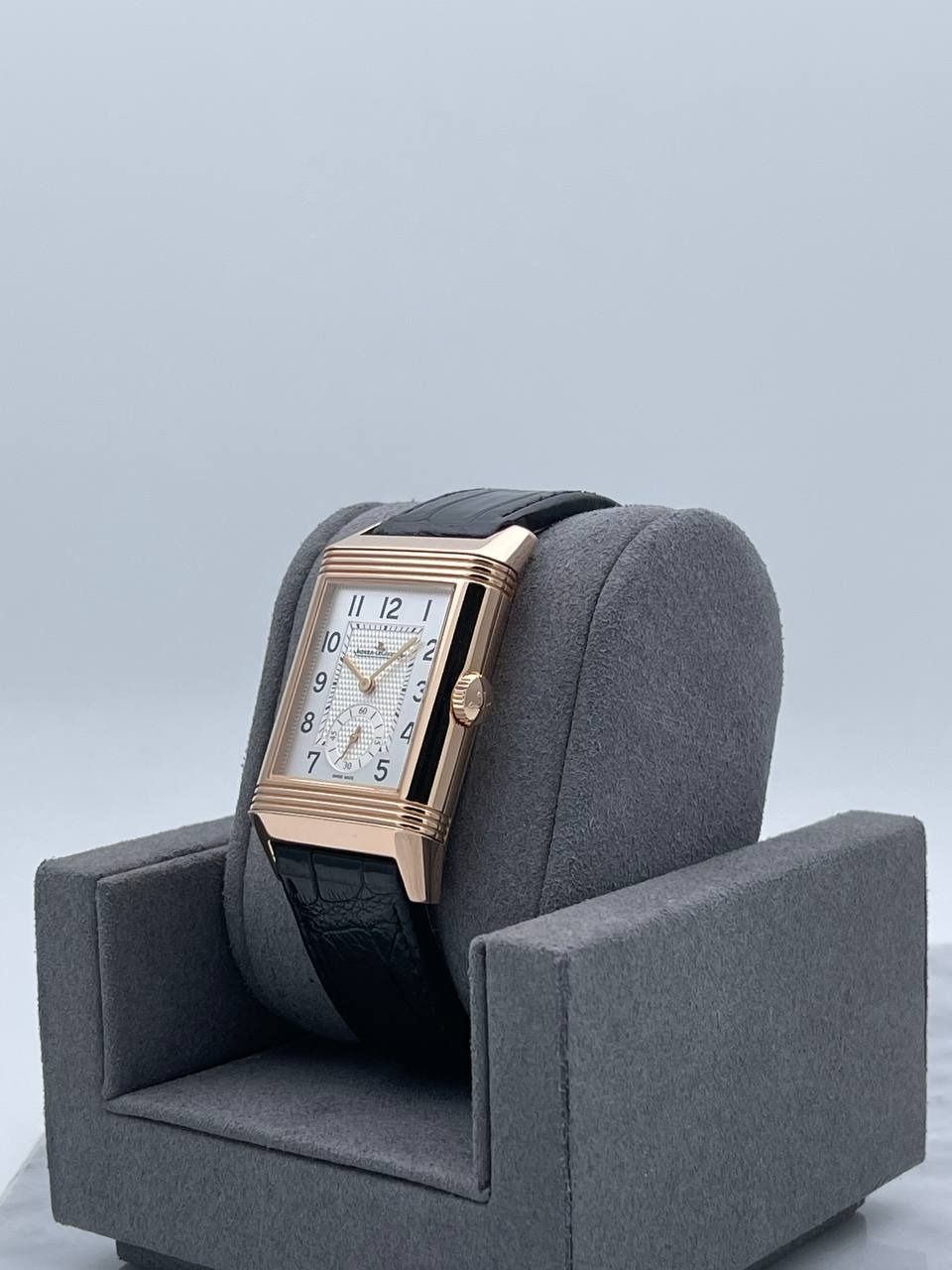 Jaeger-LeCoultre Reverso Classic Large Duoface Small Seconds Q3842520 • 2020 • 📦 & 📄 (Category: Watches) located in Singapore. Submitted by timetells (Listing ID 1360601014, Image 3). Description: Brand: Jaeger-LeCoultre Model: Reverso Classic Large Duoface Small Seconds Reference: Q3842520 Year: 2020 Case Size: 47mm x 28.3mm Material: 18K Rose Gold Bezel: Fixed 18K Rose Gold Dial: Silvered Front | Clous de Paris Guilloché Black Reverse (Dual T