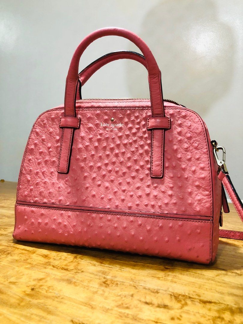 KATE SPADE (authentic) (Category: Luxury Bags & Wallets) located in Quezon City. Submitted by wasp_guy (Listing ID 1360641326, Image 1). Description: Kate spade Lightly used 100% original Just needs light cleaning Negotiable Sf not included.
