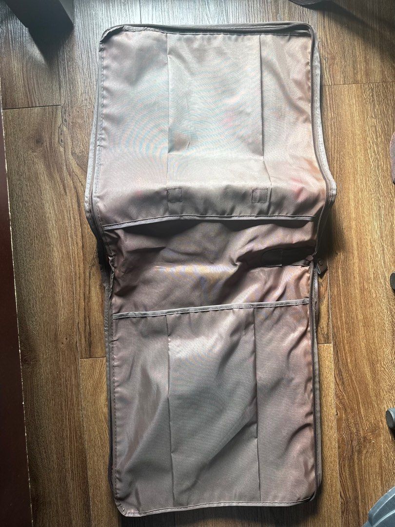 Leather Travel Wardrobe Organizer Bag (Category: Luxury Bags & Wallets) located in Mandaluyong City. Submitted by TheWeekendProject (Listing ID 1360580469, Image 3). Description: Measures 17” x 14” x 2.5” Like new. Nice quality leather. Water resistant din so easy to wipe clean. No issues..