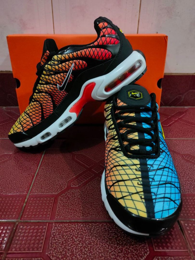 Nike Airmax TN Black Rainbow, Fesyen Pria, Sepatu Sneakers di