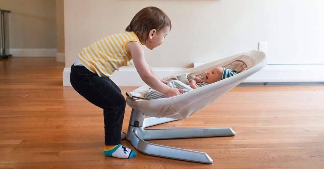 Nuna Leaf Swing (Category: Infant Playtime) located in Cebu City. Submitted by bellababystuffcebu (Listing ID 1360575386, Image 1). Description: Nuna Leaf Swing Preloved in Like New Condition SRP: 13k Selling Low Please see video for reference https://fb.watch/yzUp0fJJTB/? PICK UP TALISAY DELIVERY | SHIPPING BUYERS EXPENSE COD AVAILABLE From 0 months old to 15 kg (around 3 years old) Load capacity 60 kg Base: Aluminum alloy Seat frame: Steel Shee