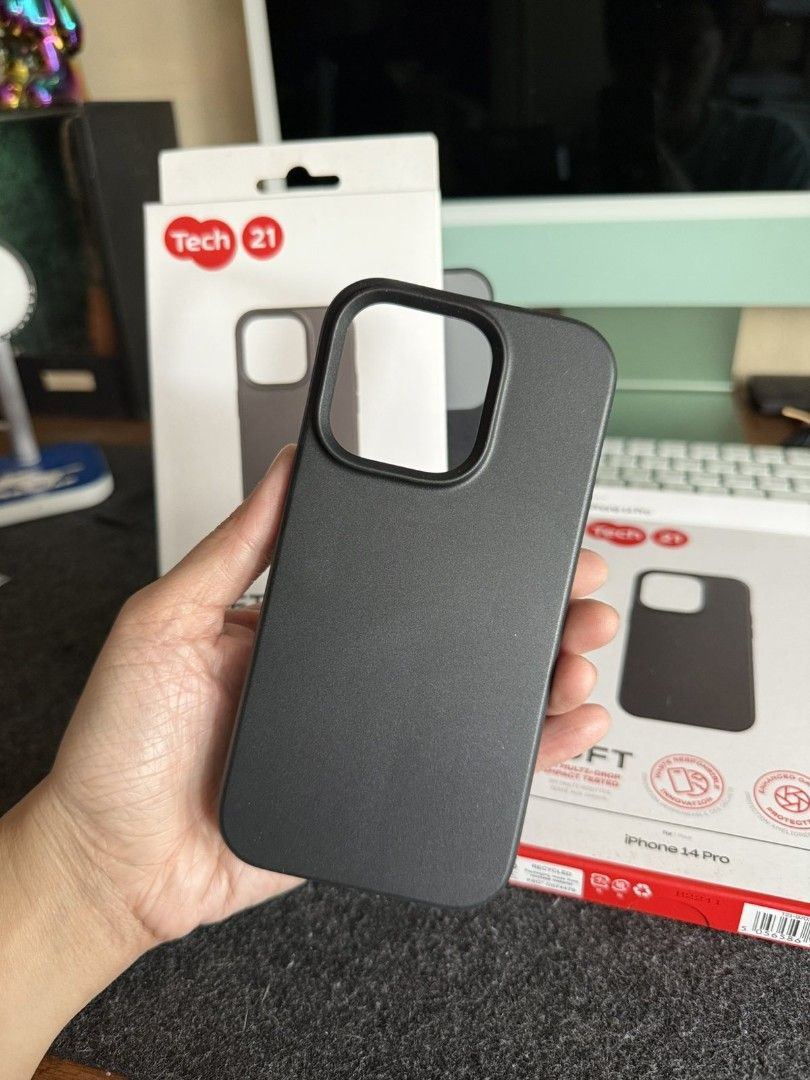 Original Tech21 Evolite ShockProof Case for iPhone 14 Pro (Category: Cases & Sleeves) located in Manila. Submitted by mercedgret74092 (Listing ID 1360606494, Image 1). Description: Available!.