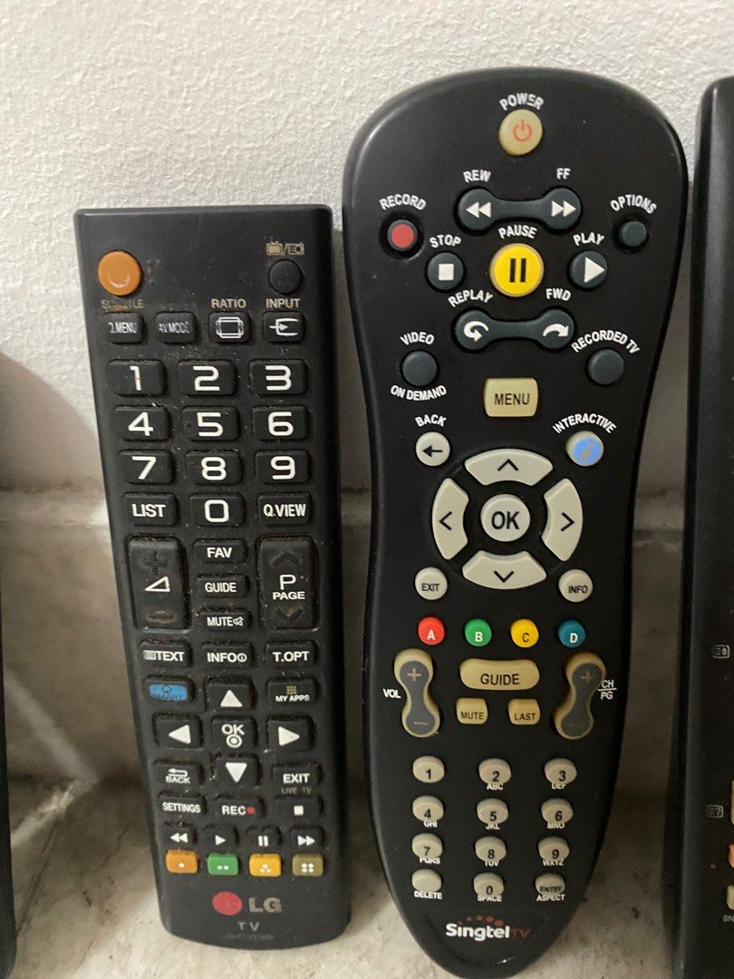 Remote Control (Category: TV Parts & Accessories) located in Singapore. Submitted by limhoo (Listing ID 1360655911, Image 3). Description: Variety remote control .