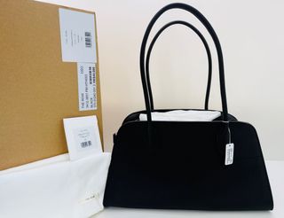 (分類:)位於 。 由 notsoseriouspopart 提交(商品編號 1360692644,圖片 1)。簡介: 。