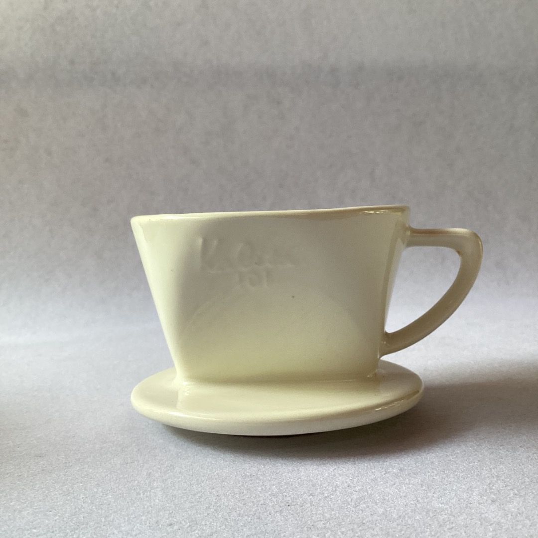 White Kalita 101 Ceramic Dripper (Category: Coffee & Tea Tableware) located in Davao. Submitted by eclectic1925 (Listing ID 1360670045, Image 1). Description: Php250 White Kalita 101 Ceramic Dripper *please check last pic.