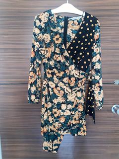 (Kategori: ) berada di . Dikirim oleh anne.clozette (ID iklan 1360635568, Gambar 1). Deskripsi: .
