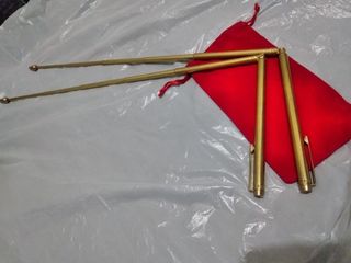 A pair of folding Feng Shui compass64205290580098110
