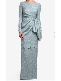 (Category: ) located in . Submitted by lilfullcloset (Listing ID 1360754317, Image 1). Description: .