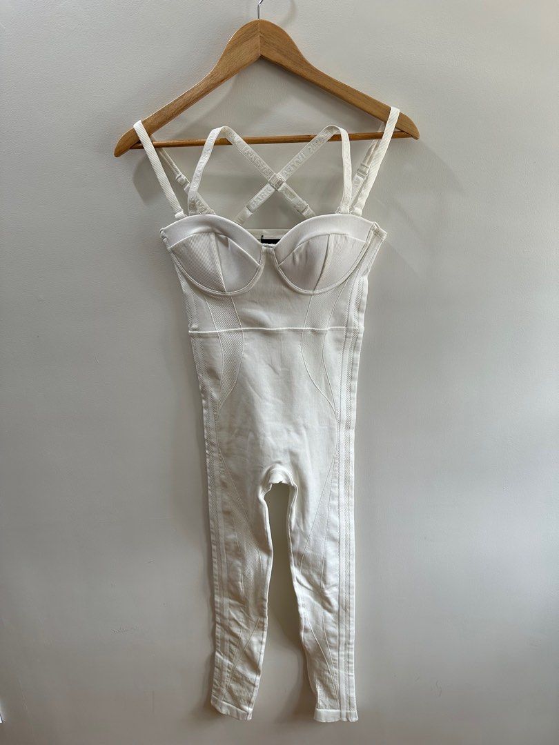 Adidas x Ivy Park Catsuit (Category: Jumpsuits) located in Baguio. Submitted by .daryl (Listing ID 1360789308, Image 2). Description: .