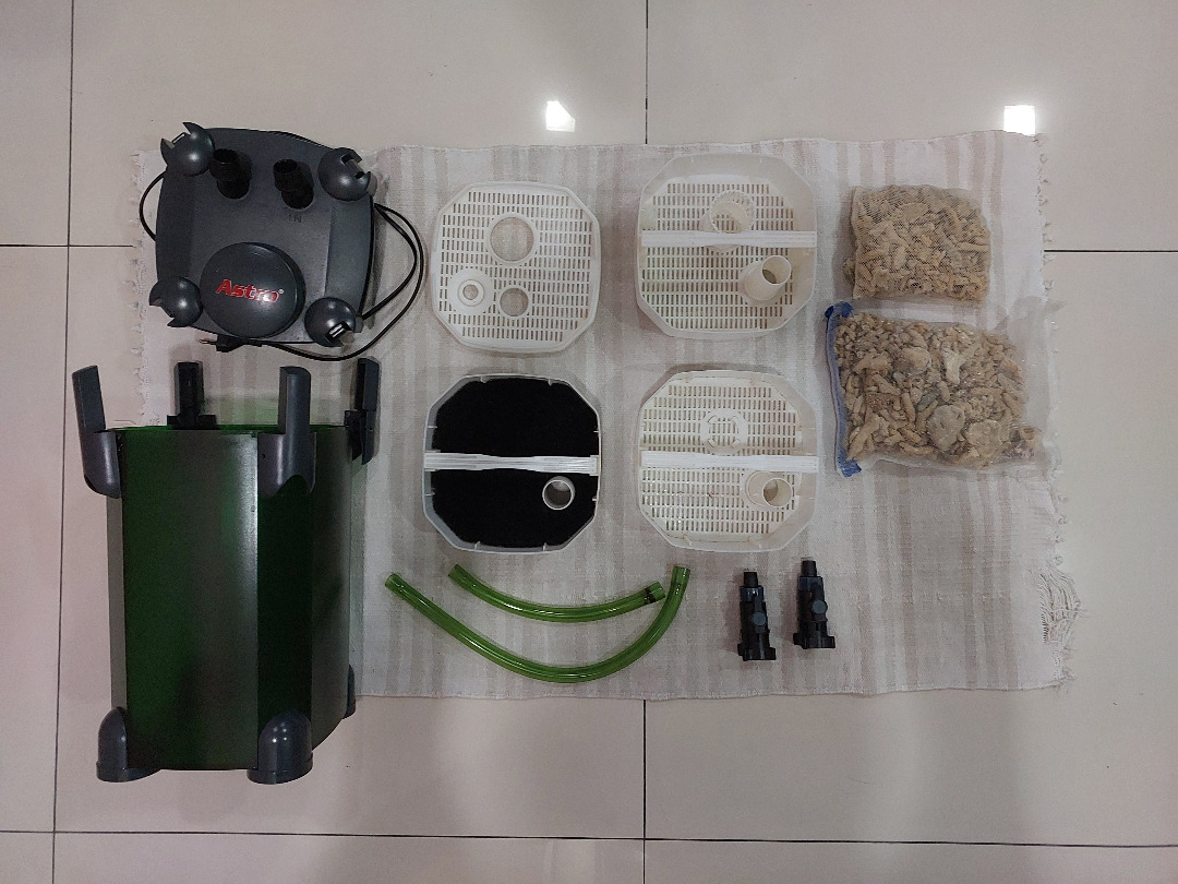 Astro 2208 Canister Filter for Aquariums (Combo available), Pet ...