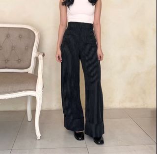 (Kategori: ) berada di . Dikirim oleh ayaapreloved_ (ID iklan 1360811716, Gambar 1). Deskripsi: .