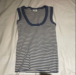 (Category: ) located in . Submitted by lollies21 (Listing ID 1360836049, Image 1). Description: .