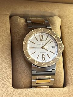 (Category: ) located in . Submitted by poisesandthings (Listing ID 1360776776, Image 1). Description: .