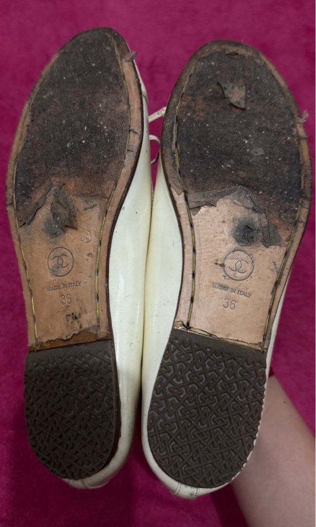 Chanel Ballet Flats (Category: Flats & Sandals) located in Quezon City. Submitted by strawberryscorpio (Listing ID 1360798622, Image 3). Description: Chanel Ballet Flats US 6 Needs Cleaning RFS: Decluttering.