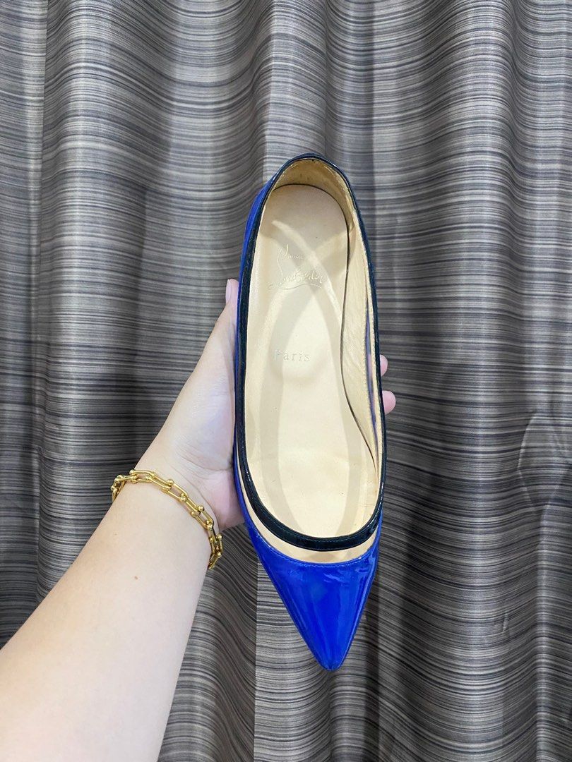 Christian Louboutin flats (Category: Sneakers & Footwear) located in Tacloban City. Submitted by houseofluxury.co (Listing ID 1360854165, Image 3). Description: Auth 💯 Size 38 No inclusion .