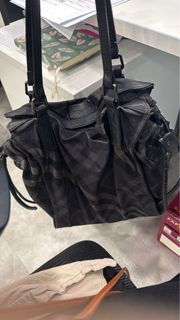 (Category: ) located in . Submitted by mamaklyfe (Listing ID 1360788909, Image 1). Description: .