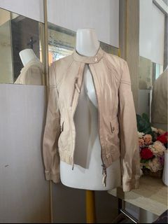 (Kategori: ) berada di . Dikirim oleh bekas_jadiberkat (ID iklan 1360735508, Gambar 1). Deskripsi: .