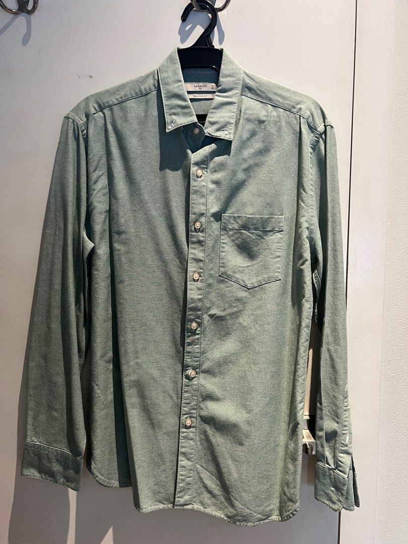 Mango Long Sleeves Polo (Category: Tshirts & Polo Shirts ) located in Mandaluyong City. Submitted by ryansls (Listing ID 1360849192, Image 1). Description: Original 100% Mango Small.
