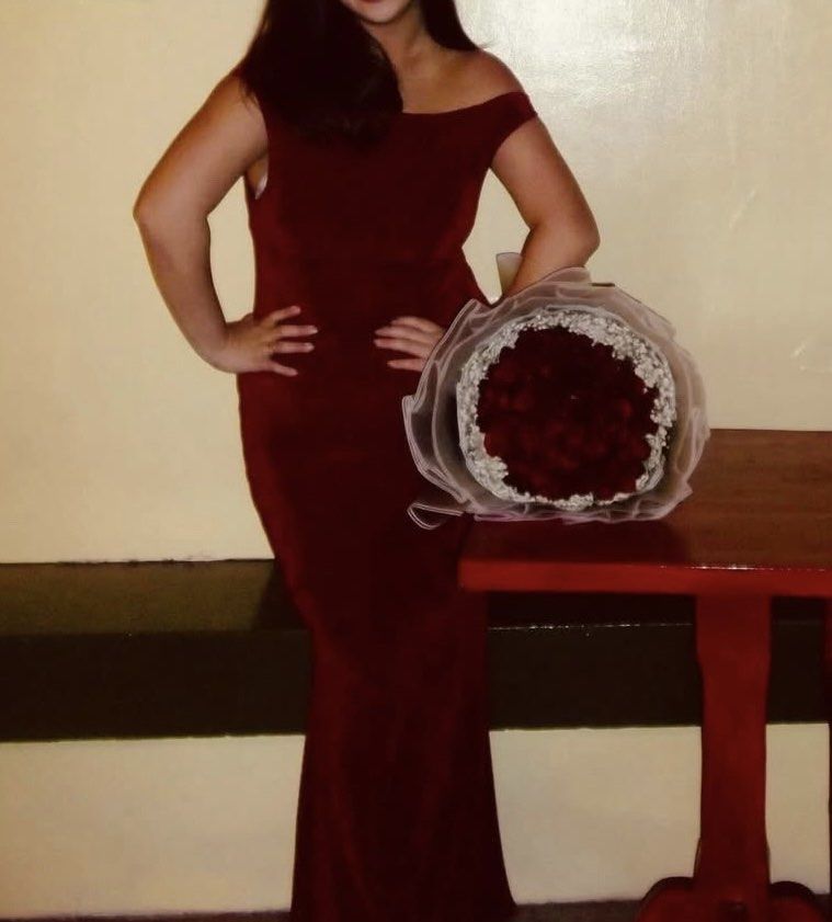 maroon off shoulder formal long dress (Category: Dresses) located in Manila. Submitted by cassiescollections (Listing ID 1360738566, Image 1). Description: .