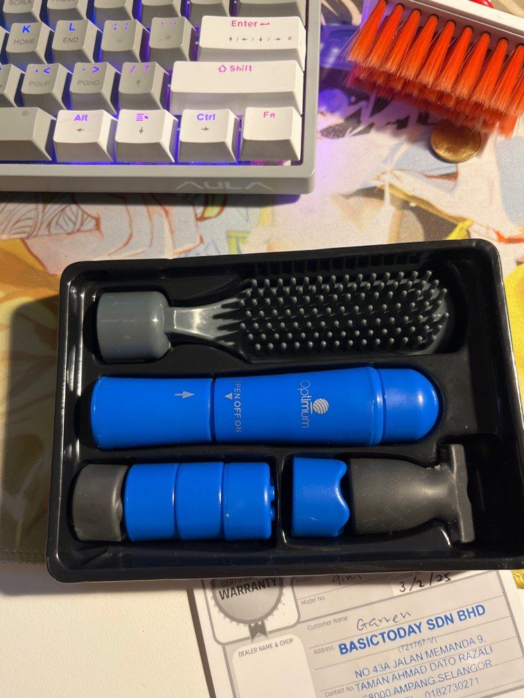 Multi function massager (Category: Men's Grooming) located in Petaling Jaya. Submitted by gckj1234 (Listing ID 1360821040, Image 3). Description: Selling it because I don’t need it anymore I have a battery installed in it Comes with the box Dm for more pics PM if interested ❗️❗️❗️❗️.