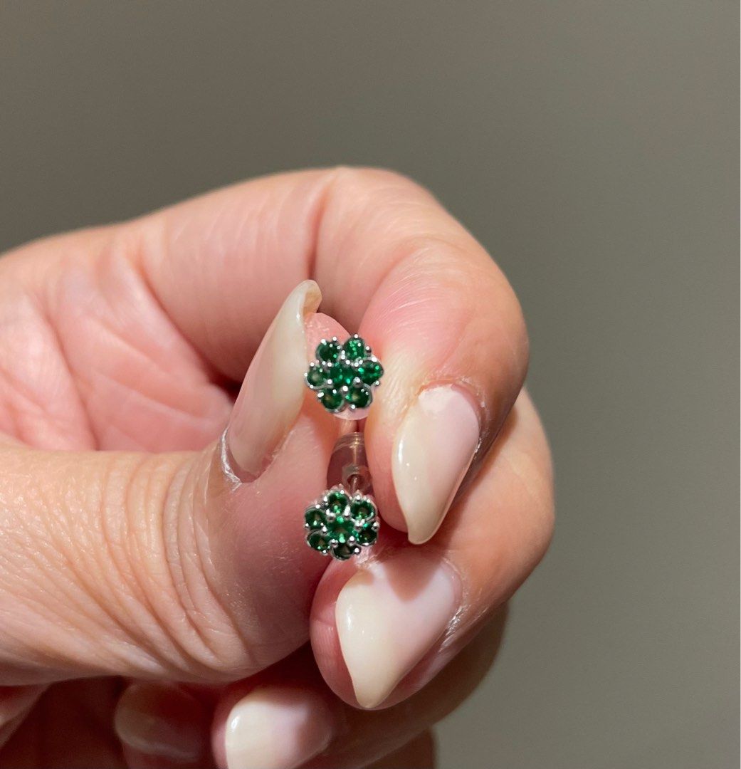 Natural Green Sapphire Earrings (Category: Earrings) located in Pasig City. Submitted by ctg222 (Listing ID 1360735223, Image 3). Description: Authentic Natural Green Sapphire earrings 18K white gold with silicon gold backs Mop: gcash or bpi Meet up kapitolyo area by schedule or COD via LBC.