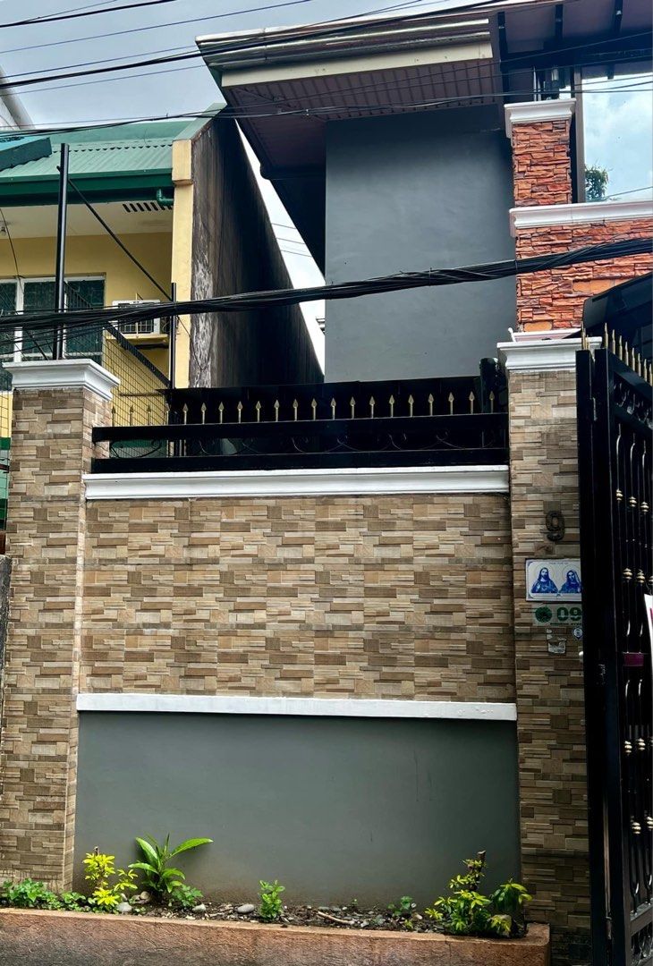 NEWLY RENOVATED PASIG HOUSE (Category: House & Lot) located in Pasig City. Submitted by tycoon.cars (Listing ID 1360740255, Image 2). Description: NEWLY RENOVATED HOUSE IN PASIG - Clean title - Lot area is 180sqm - 2 Storey house - 4 Bedrooms - 3 T&B - Family hall at the 2nd flr - 2 Kitchens (1 at the back) - 1 Enclose terrace - Garage for 2 cars Message for inquiries!.