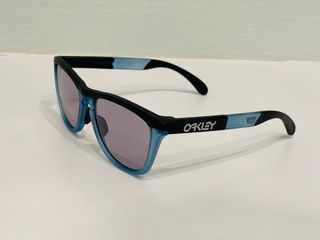 (Category: ) located in . Submitted by mrfrogskins (Listing ID 1360824701, Image 1). Description: .