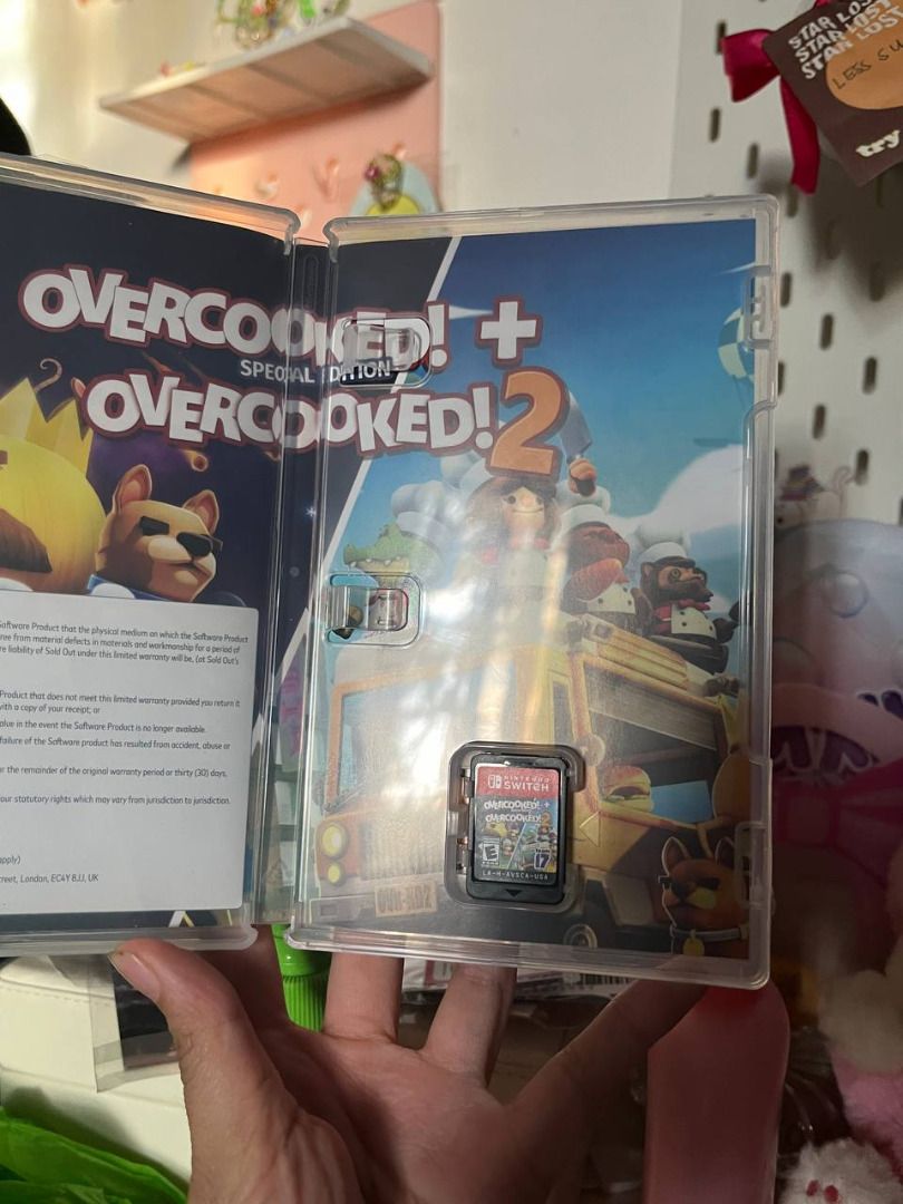 Overcooked + Overcooked 2 (Category: Nintendo) located in Muntinlupa City. Submitted by odysseyqq (Listing ID 1360781360, Image 2). Description: Pre loved / Used / 2nd hand Original and working Complete Nintendo switch game game for switch console.