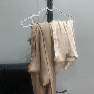 (Kategori: ) berada di . Dikirim oleh clarosenne (ID iklan 1360789056, Gambar 1). Deskripsi: .