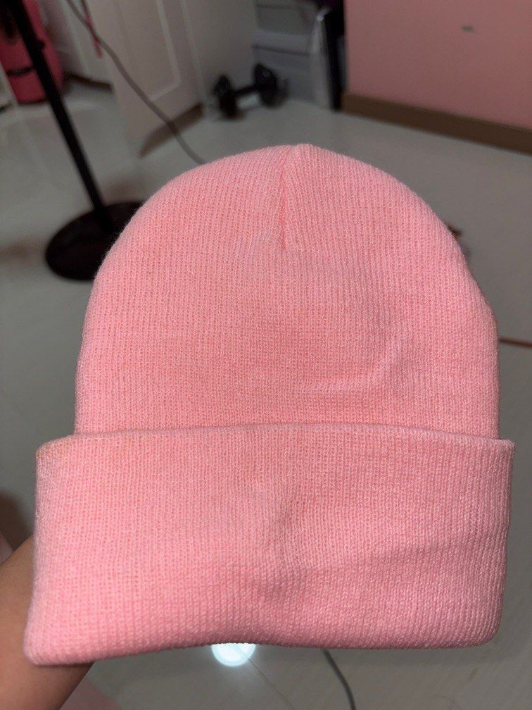 pink beanine (Category: Hats & Beanies) located in Singapore. Submitted by marsy4.z (Listing ID 1360841001, Image 2). Description: worn once, not really a fan or beanies. very comfortable material and super light weight..