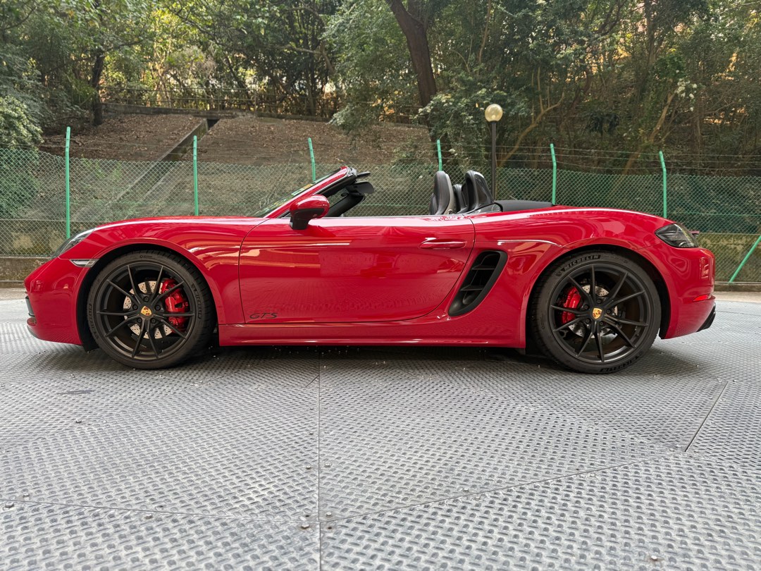 Porsche 718 GTS Convertible  Auto628631271060511127