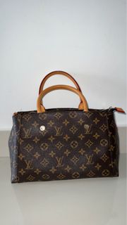 (Category: ) located in . Submitted by preloved_qz (Listing ID 1360740851, Image 1). Description: .