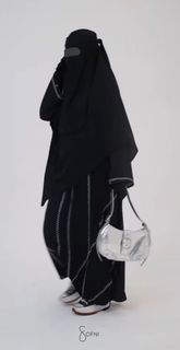 (Kategori: ) berada di . Dikirim oleh hana_clozette (ID iklan 1360873732, Gambar 1). Deskripsi: .