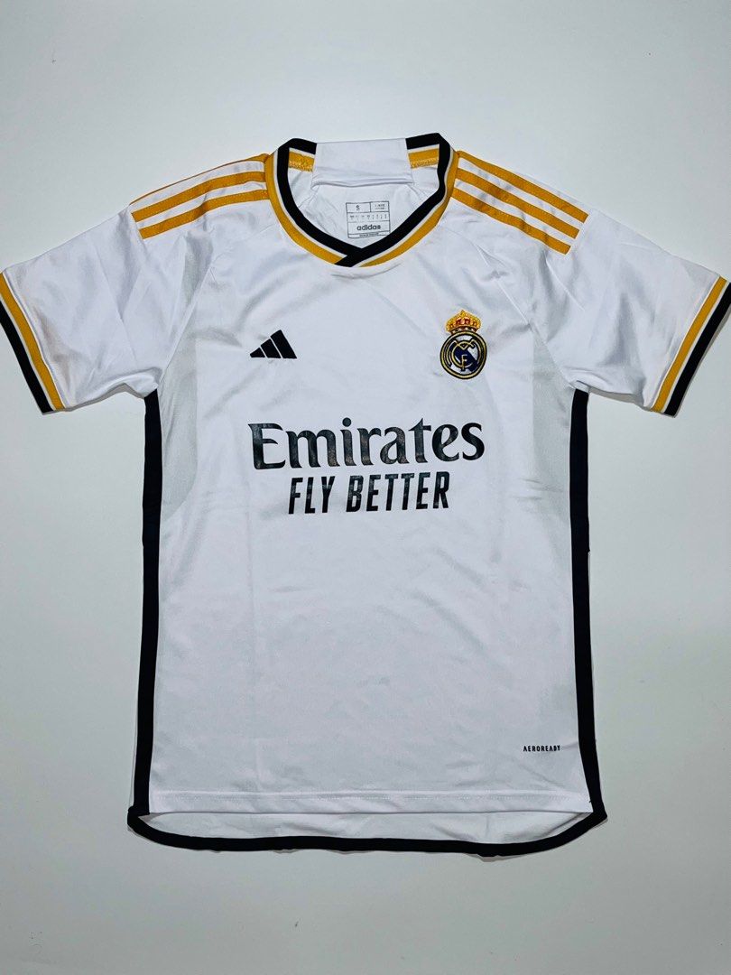 Real Madrid 2023/24 La Liga Home Adidas Replica Jersey (Category: Activewear) located in Singapore. Submitted by sortingfactory (Listing ID 1360797351, Image 1). Description: .