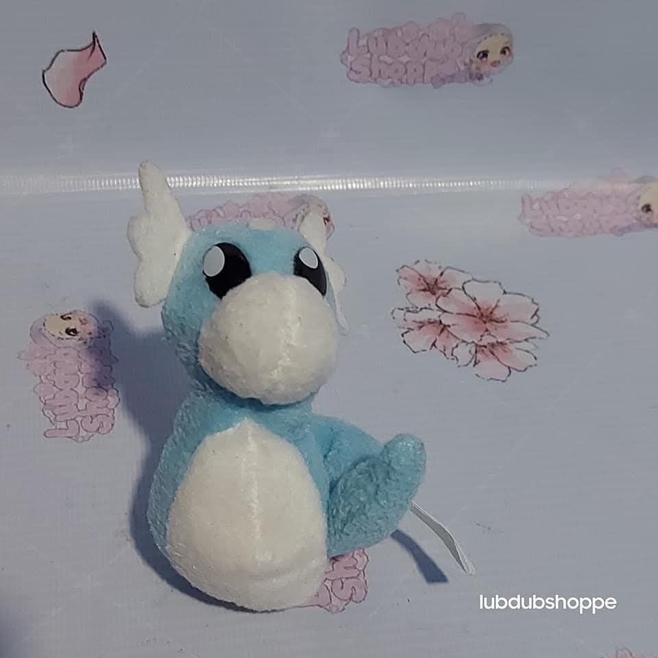 🌸SALE🌸 Dratini — Pokemon — Nintendo Bandai 1998 Plush Stuffed Toy | Anime Manga Games Collectibles (Category: Plushies & Soft Toys) located in Apalit. Submitted by lubdubshoppe (Listing ID 1360855202, Image 1). Description: The original price of this item/set is PHP 269 ❤️‍🔥 🅿🅻🅴🅰🆂🅴 🅼🅰🅺🅴 🆁🅴🅰🅳🅸🅽🅶 🅰 🅷🅰🅱🅸🆃 to avoid sending questions in which answers are already posted on the listing; and to save both of our precious time as 