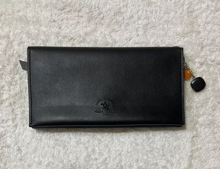 (Category: ) located in . Submitted by preloved_ave. (Listing ID 1360730392, Image 1). Description: .