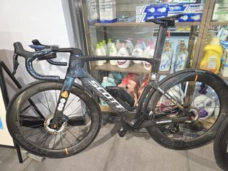 （分類：）位於 。 由 giantcc 提交（商品編號 1360791682，圖片 1）。簡介： 。