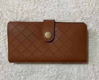 (Category: ) located in . Submitted by preloved_ave. (Listing ID 1360730279, Image 1). Description: .